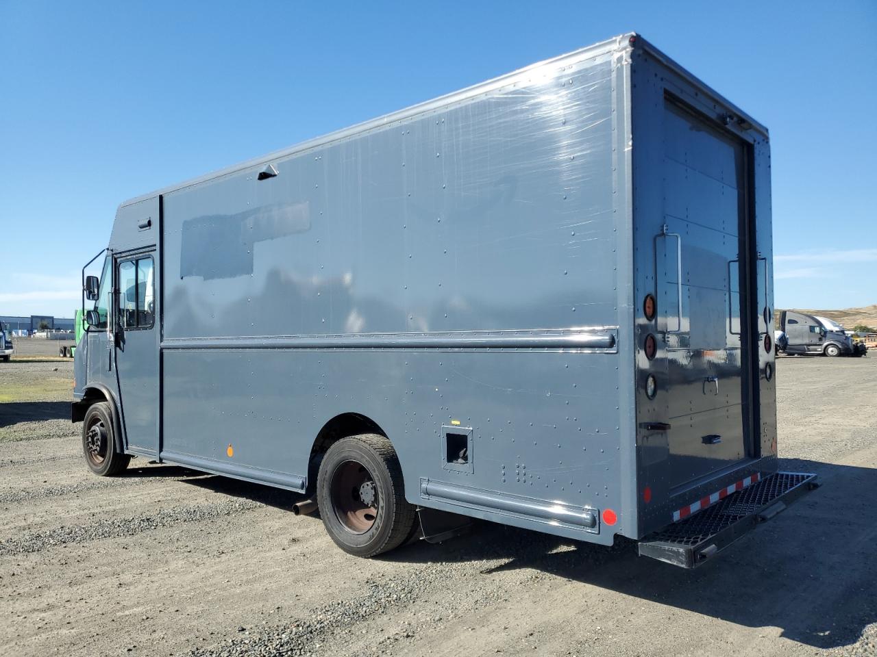 Lot #3312407728 2020 FORD F59