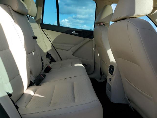 2015 VOLKSWAGEN TIGUAN S - WVGAV7AX3FW582994