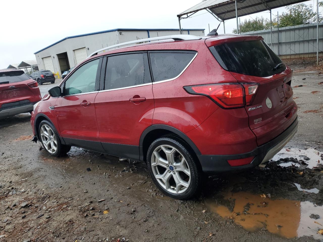FORD ESCAPE TITANIUM