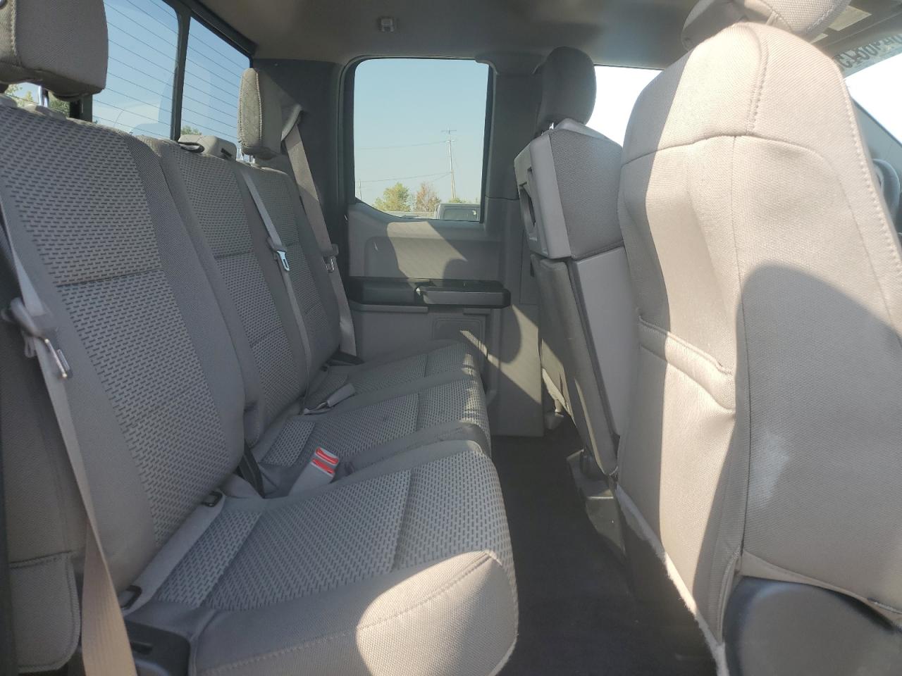 FORD F-150 SUPER CAB