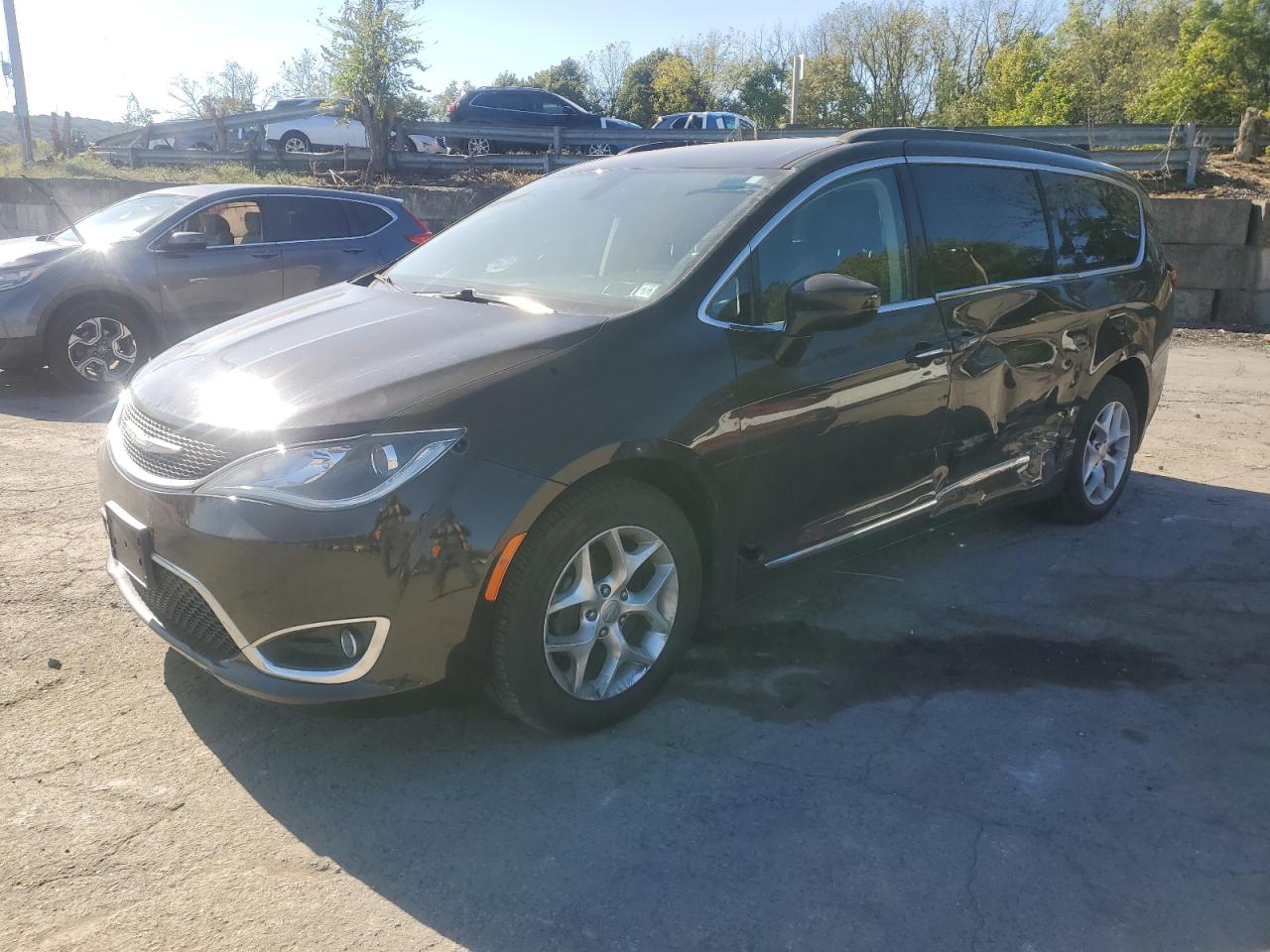 CHRYSLER PACIFICA TOURING L