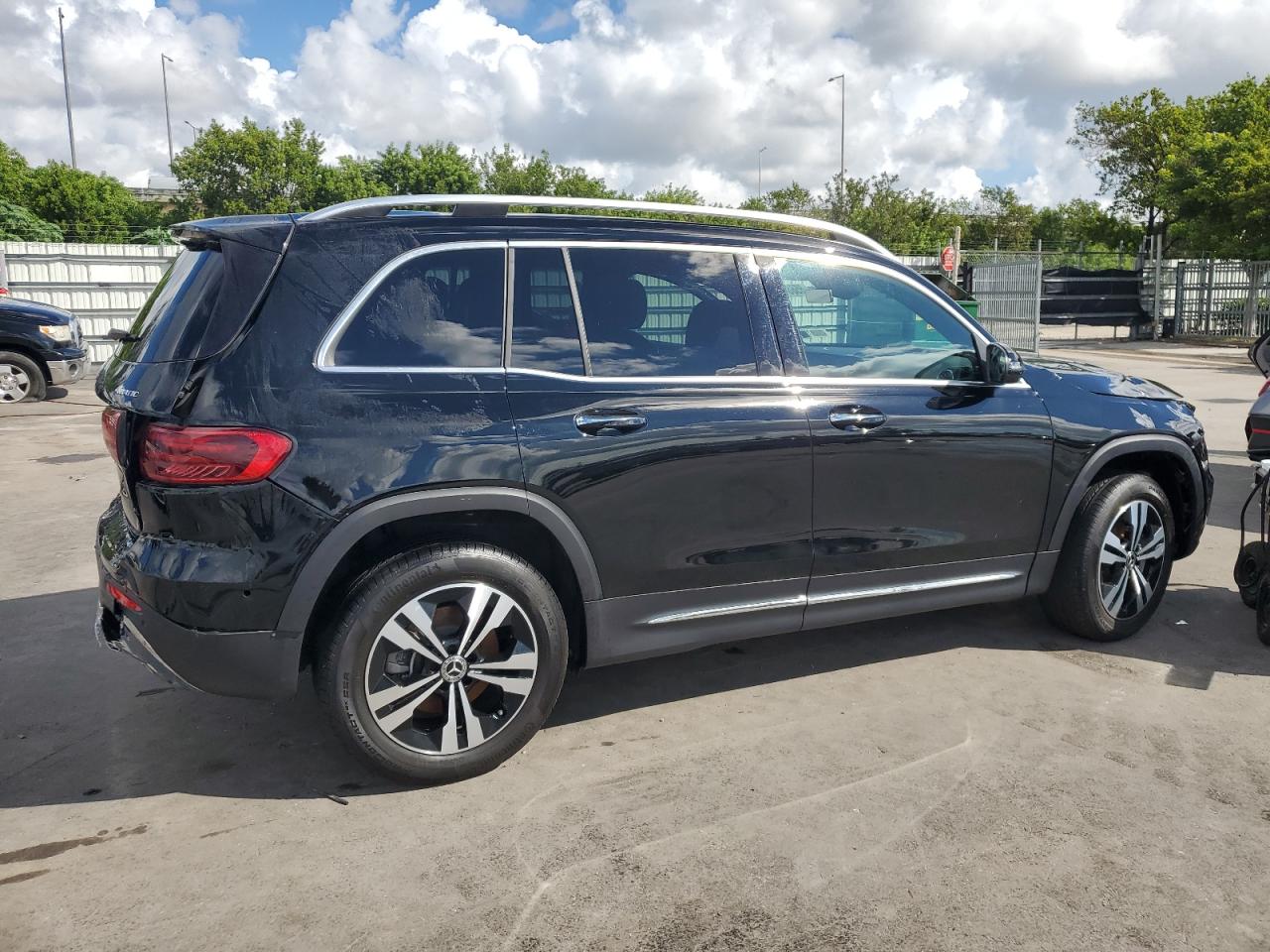 MERCEDES-BENZ GLB-CLASS 250 4MATIC