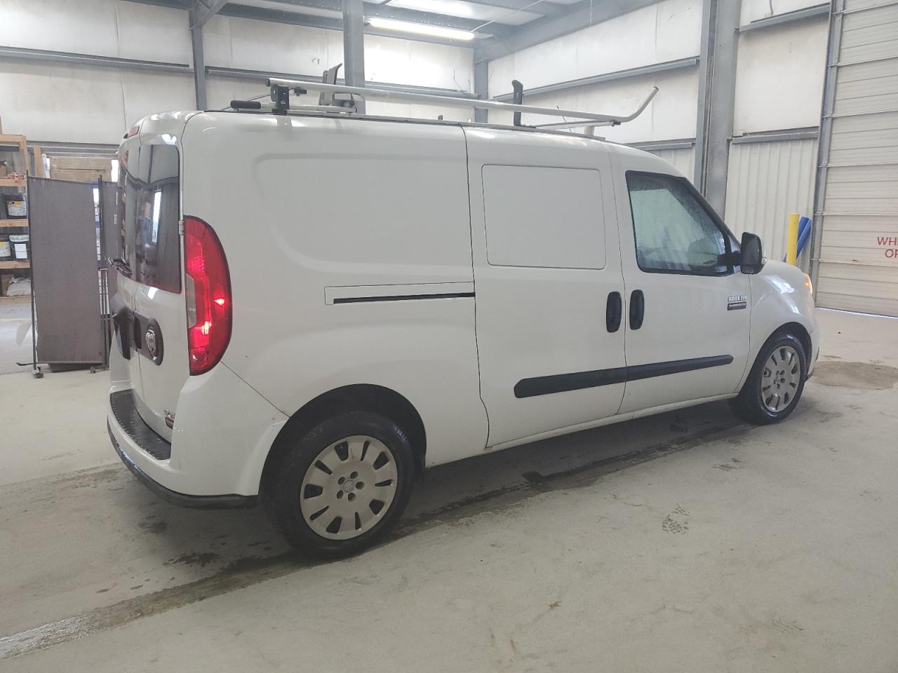 RAM PROMASTER SLT