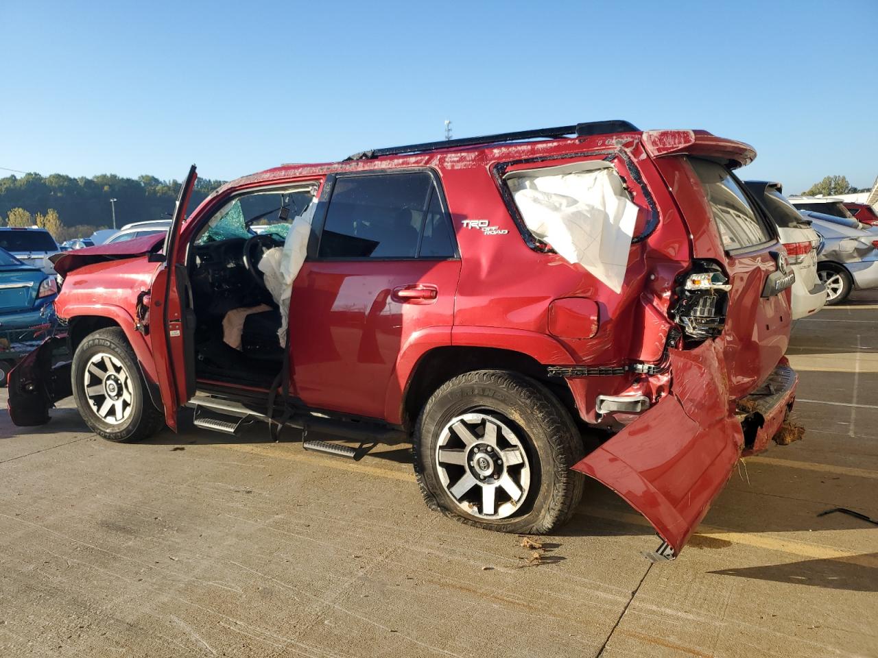 TOYOTA 4RUNNER SR5/SR5 PREMIUM