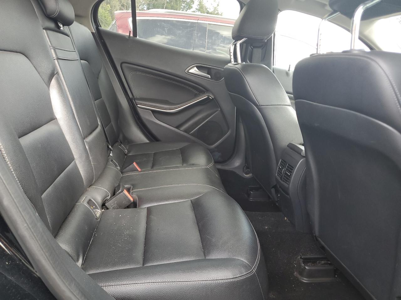 MERCEDES-BENZ GLA-CLASS 250