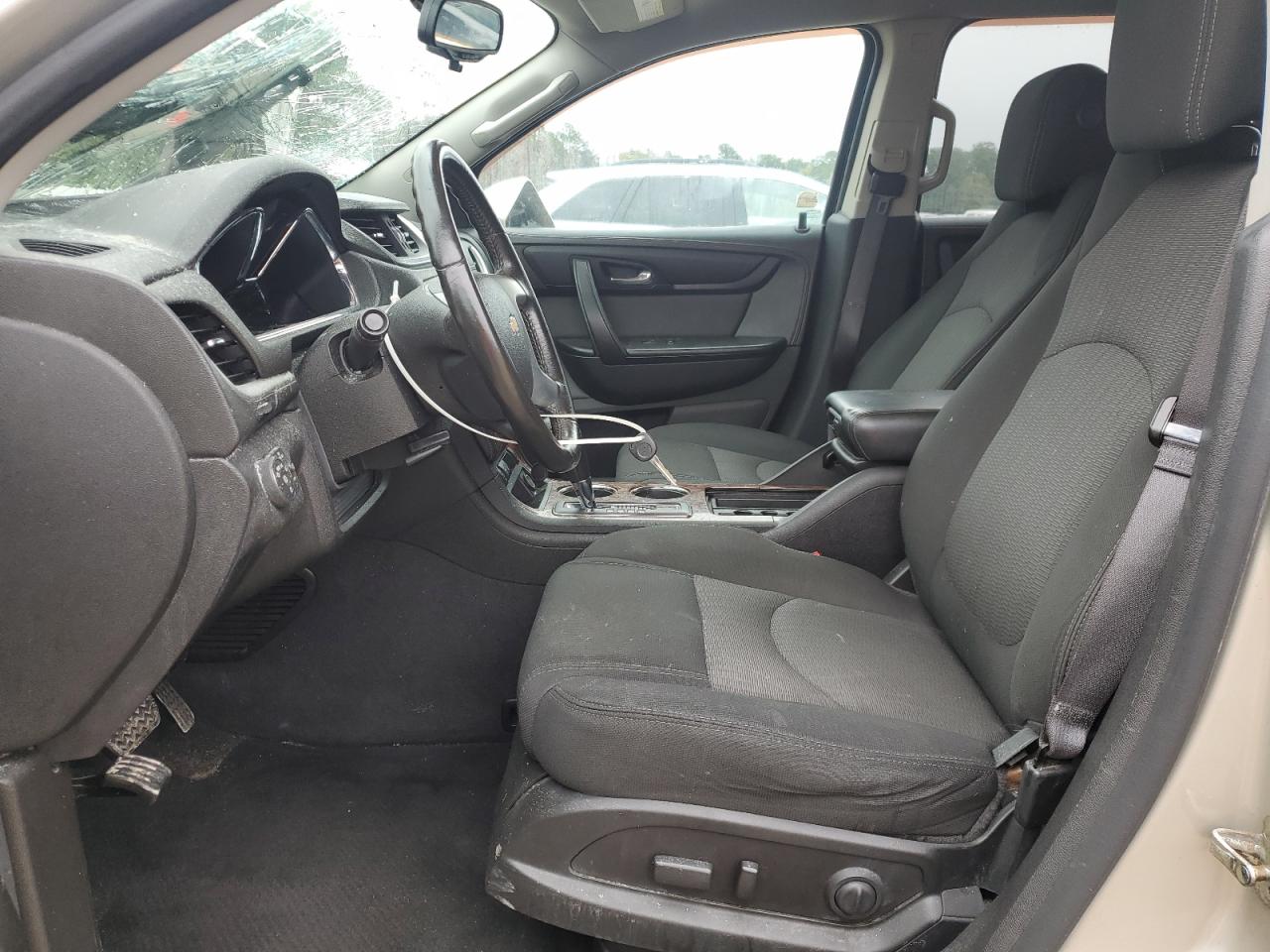 CHEVROLET TRAVERSE LT