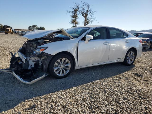 Global Auto Auctions: 2015 LEXUS ES 300H