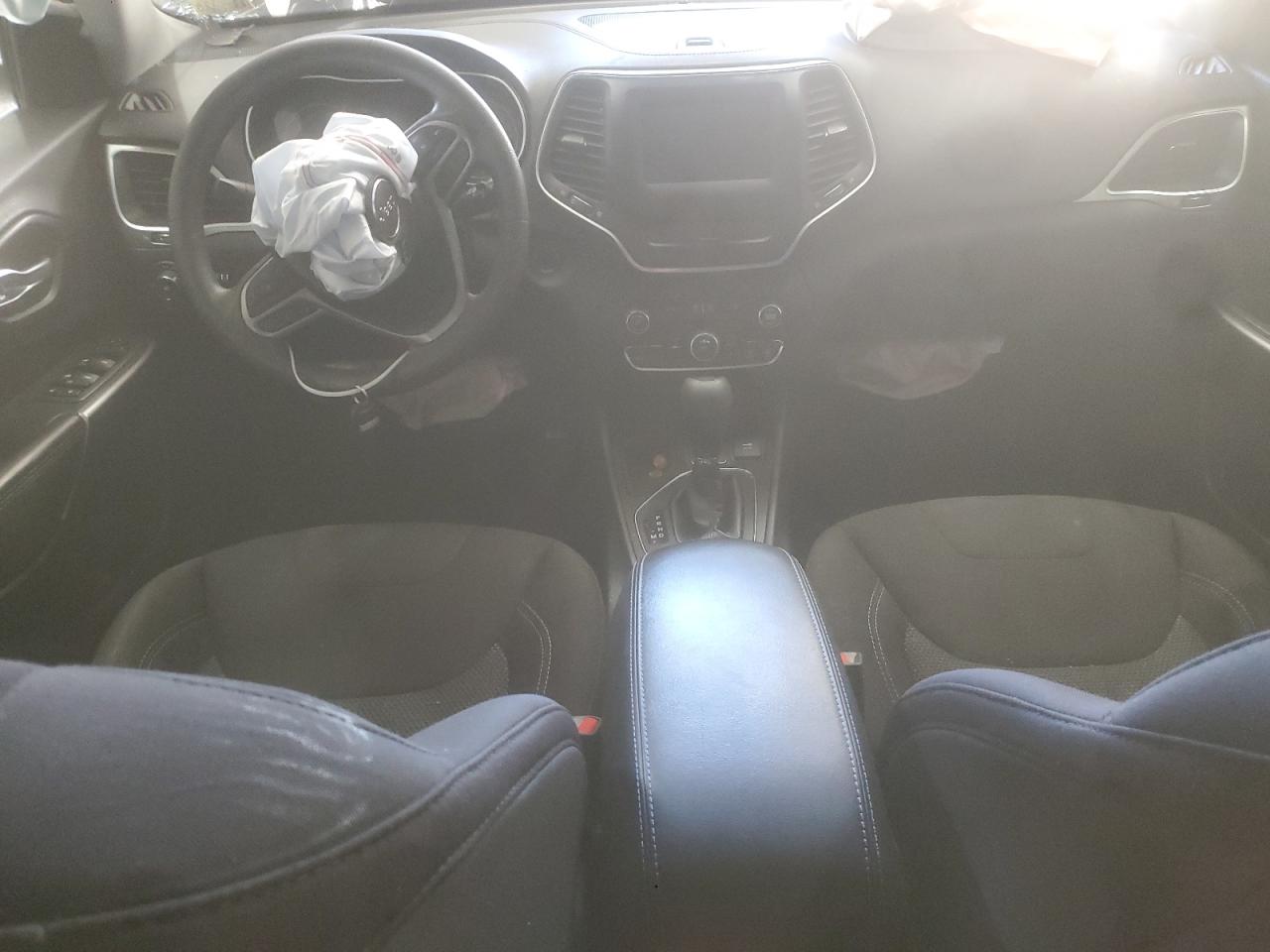 JEEP GRAND CHEROKEE LATITUDE