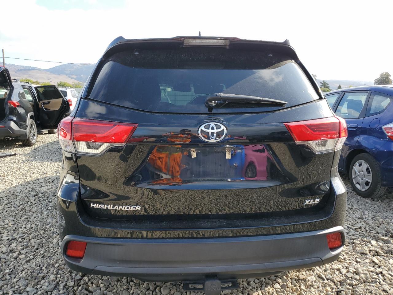 TOYOTA HIGHLANDER SE