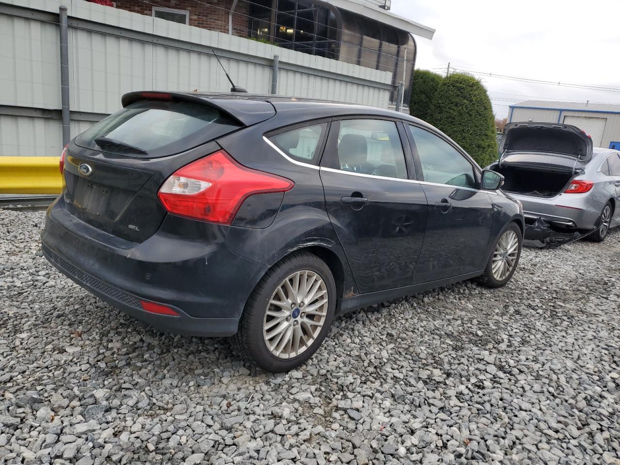 FORD FOCUS SEL