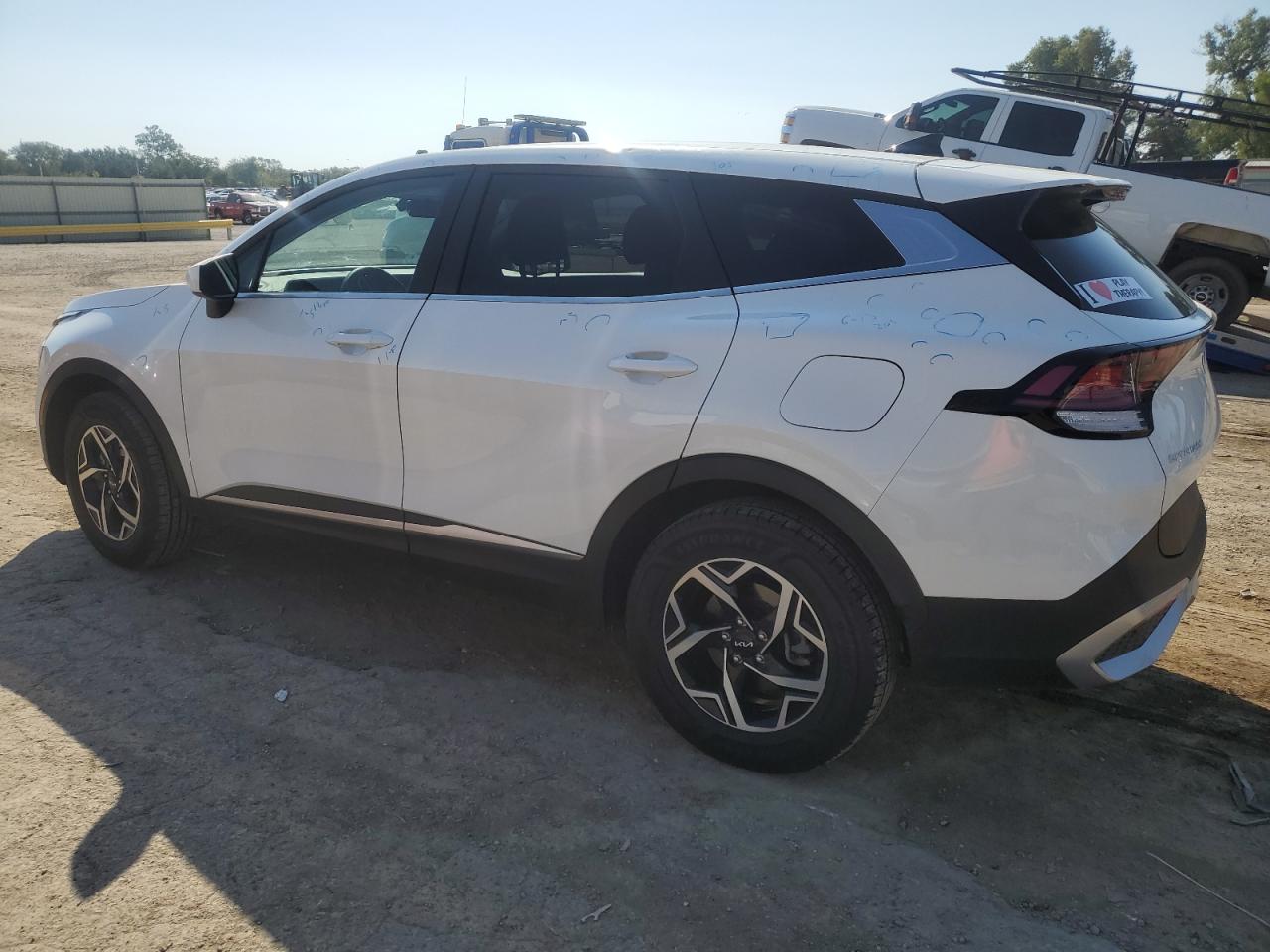 KIA SPORTAGE LX