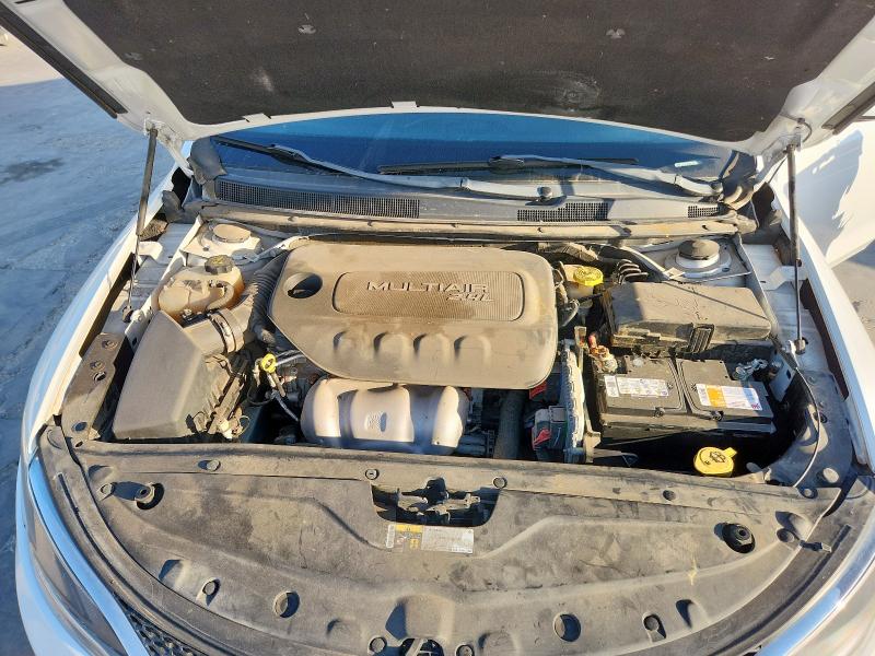 2016 CHRYSLER 200 LIMITE 1C3CCCAB5GN136101