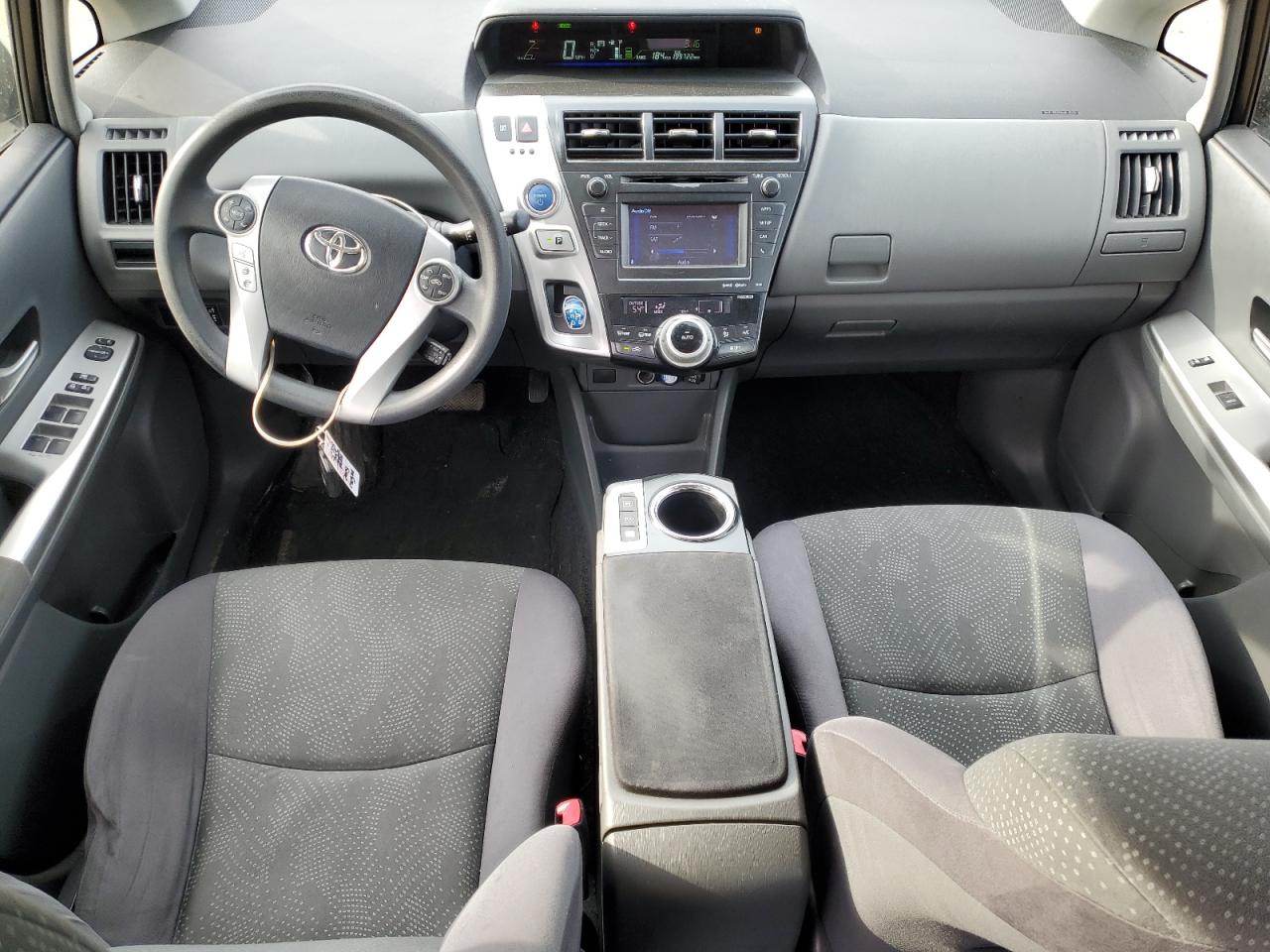 TOYOTA PRIUS V
