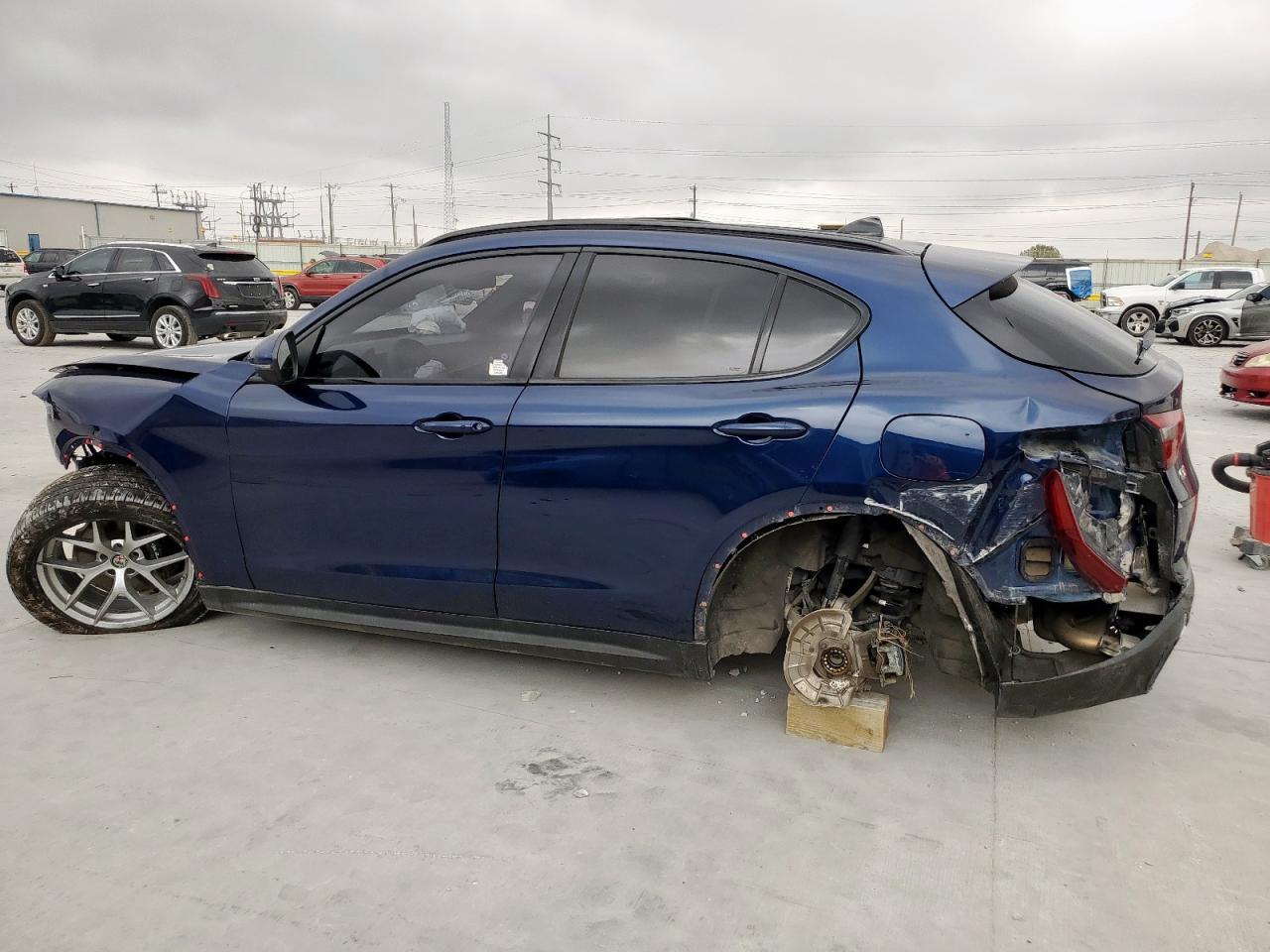 ALFA ROMEO STELVIO TI SPORT