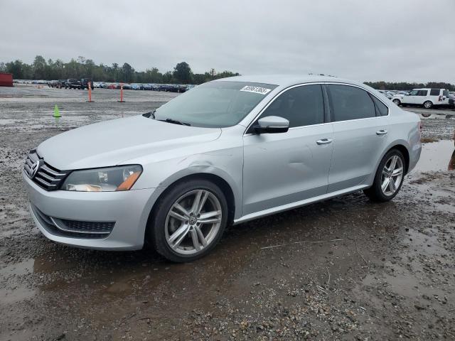 Global Auto Auctions: 2013 VOLKSWAGEN PASSAT SE