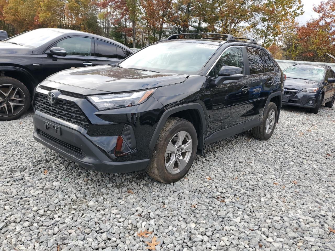 TOYOTA RAV4 LE