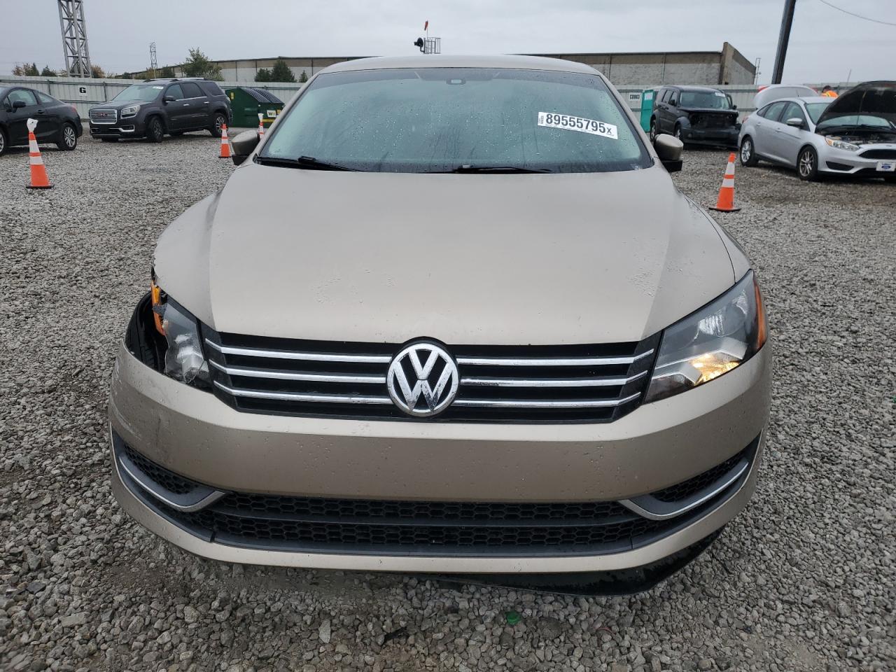 VOLKSWAGEN PASSAT S