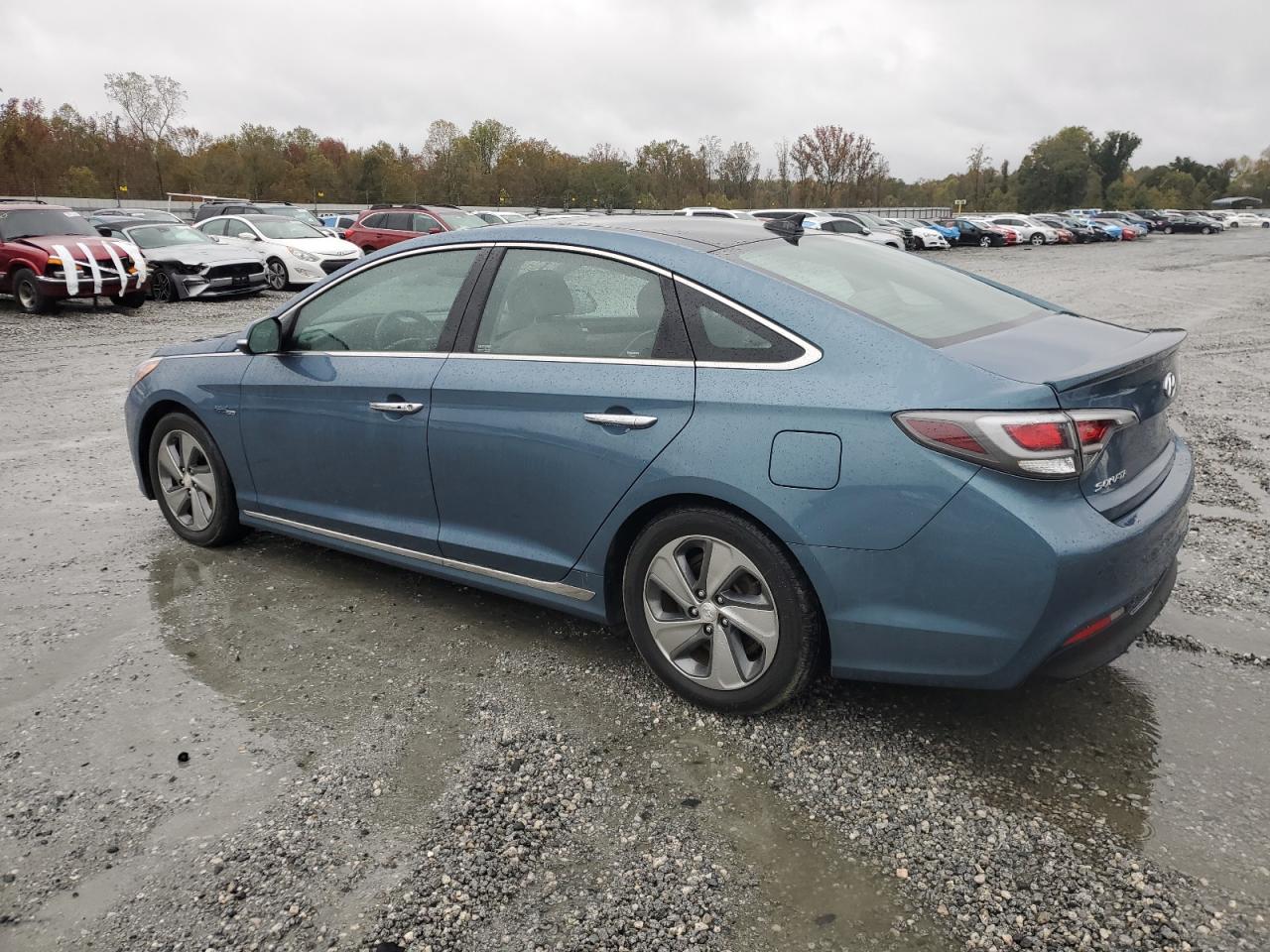 HYUNDAI SONATA HYBRID