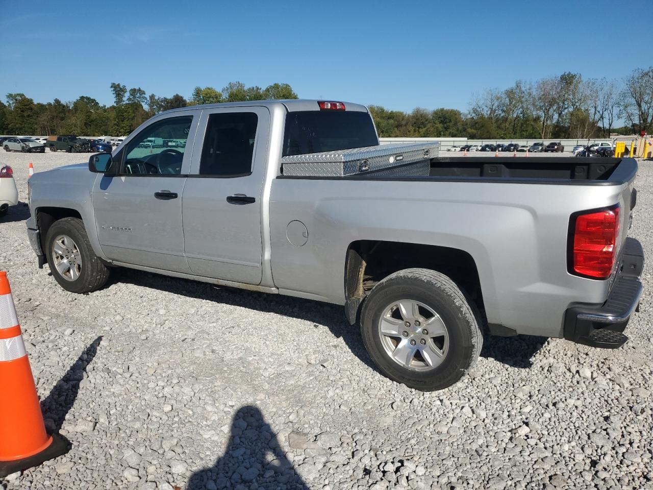 CHEVROLET SILVERADO C1500 LT