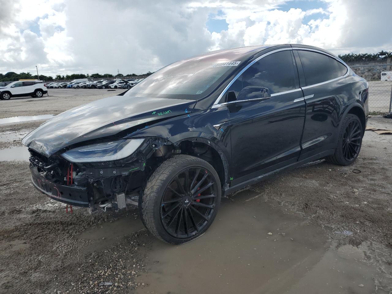 TESLA MODEL X