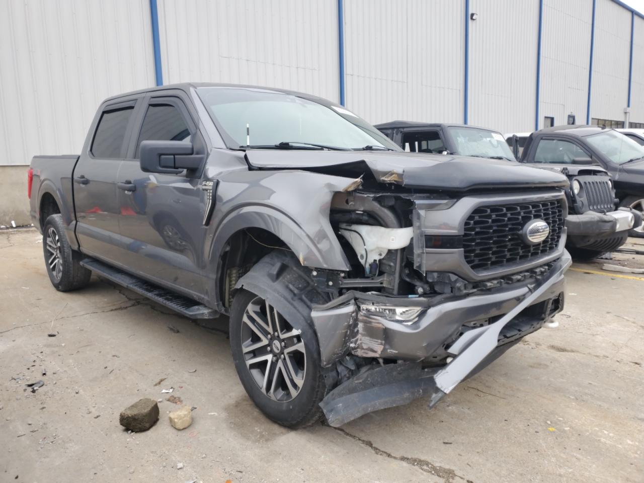 FORD F-150 SUPERCREW