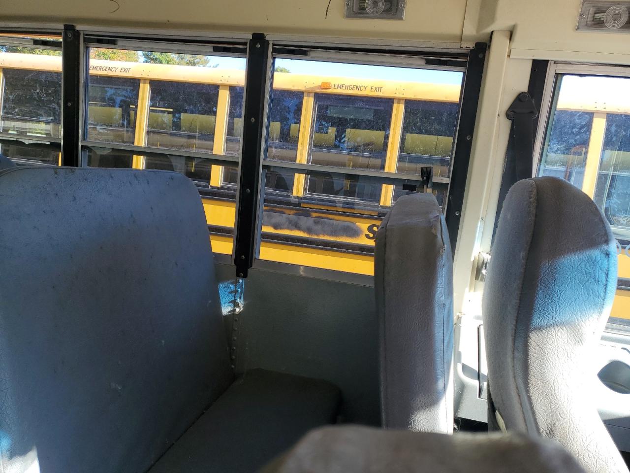 Lot #3265900144 2010 IC CORPORATION CE SERIES SCHOOL