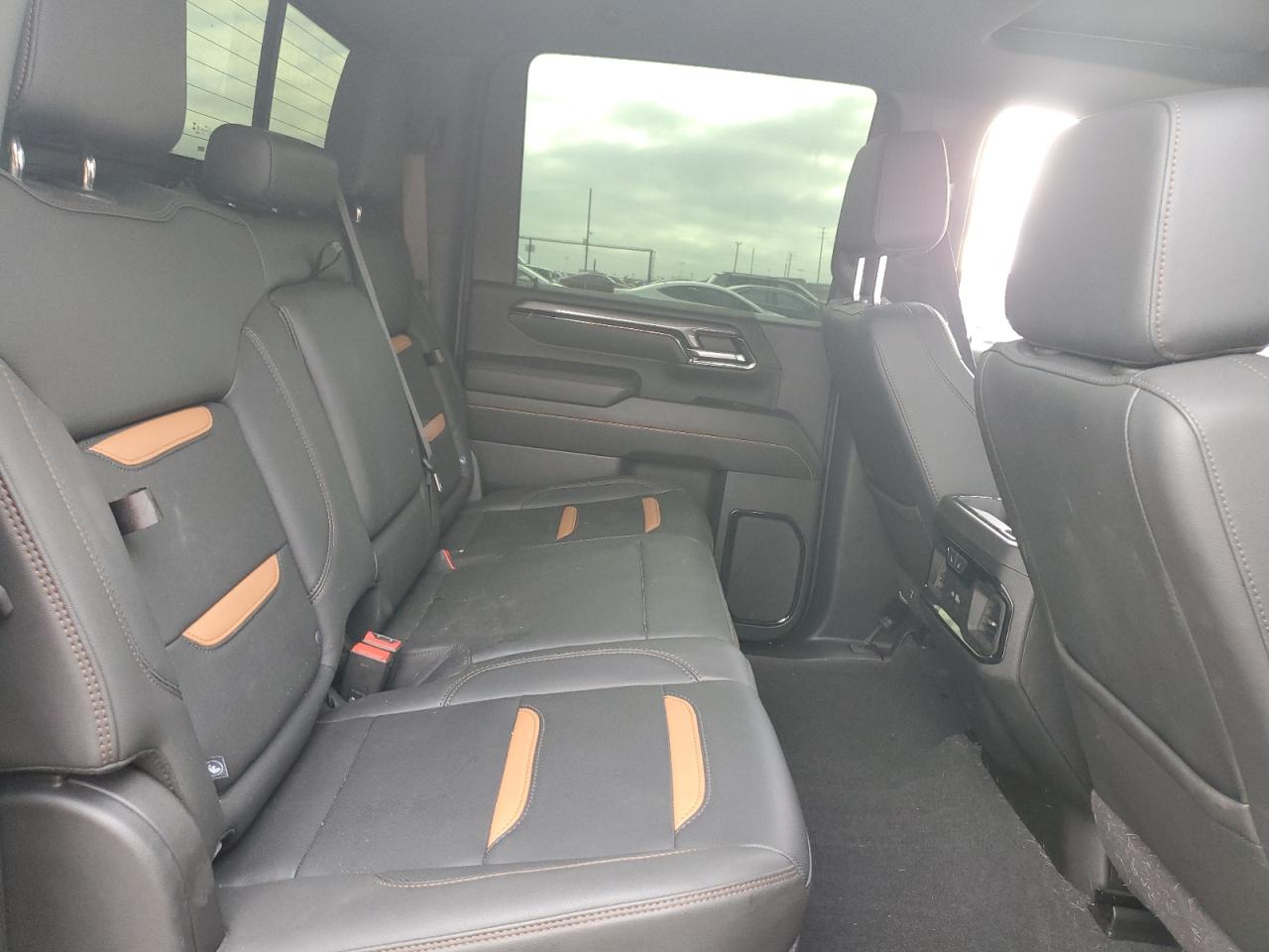 GMC SIERRA K2500 AT4