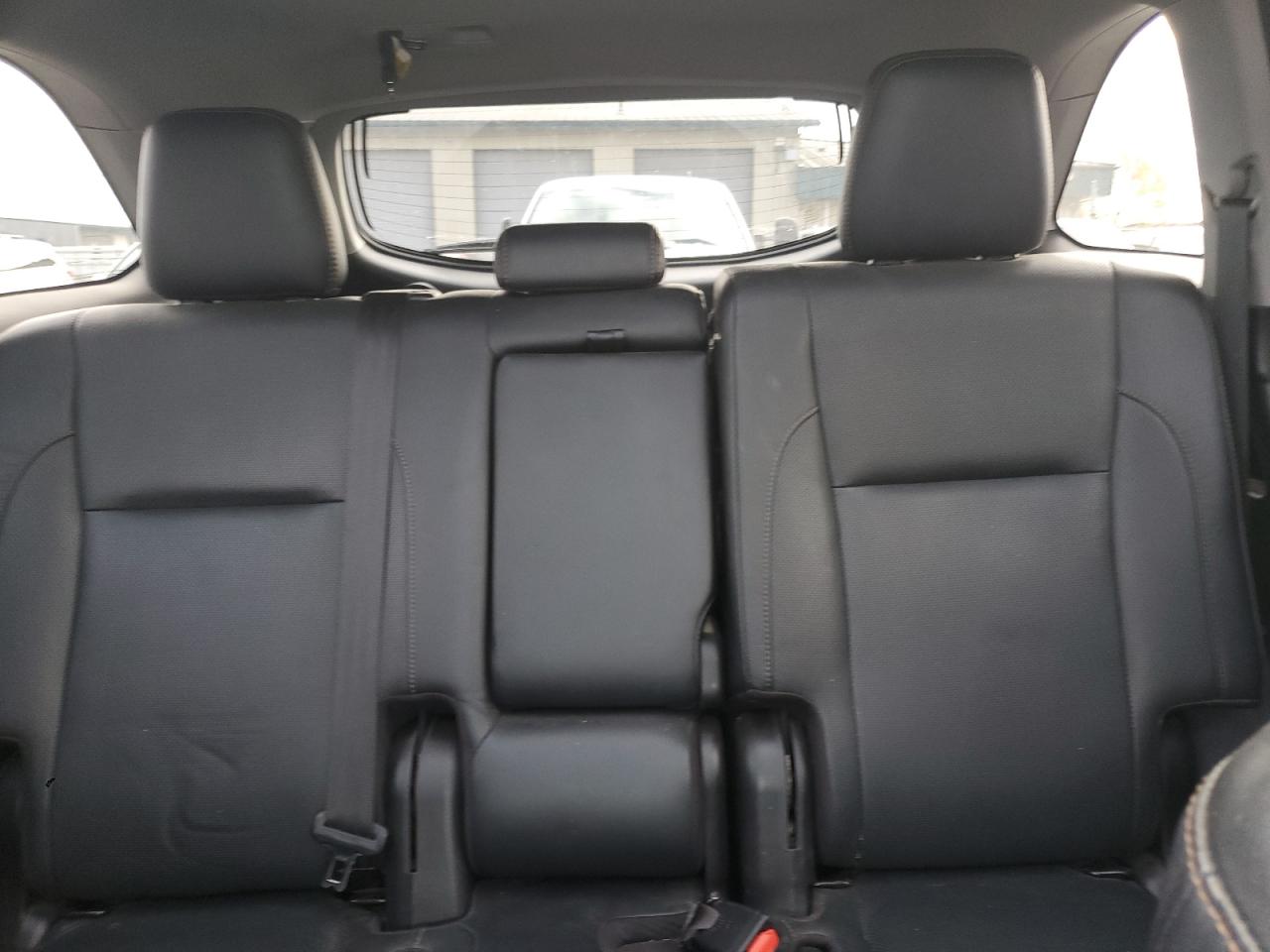 TOYOTA HIGHLANDER LIMITED