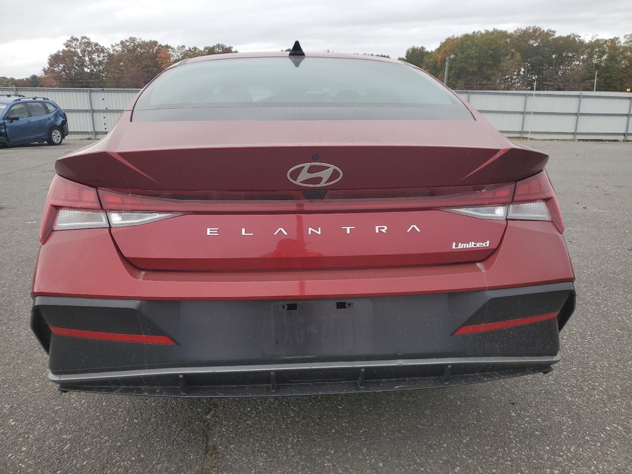 HYUNDAI ELANTRA LIMITED