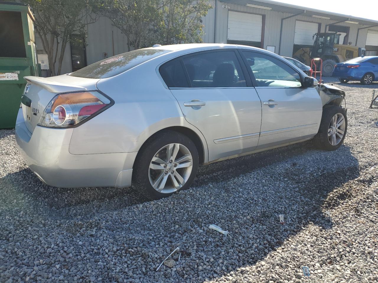 NISSAN ALTIMA SR