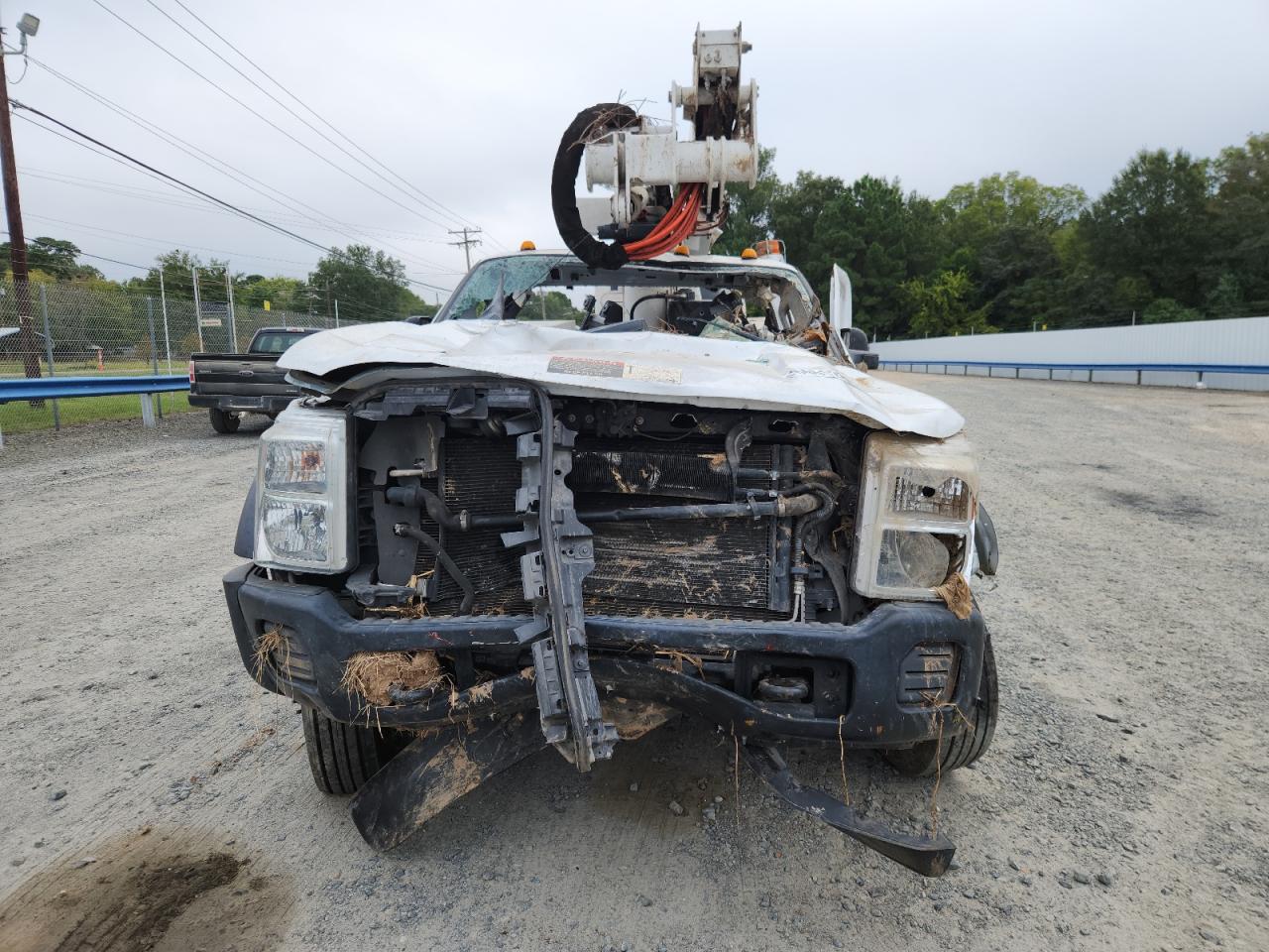 FORD F-550 SUPER DUTY