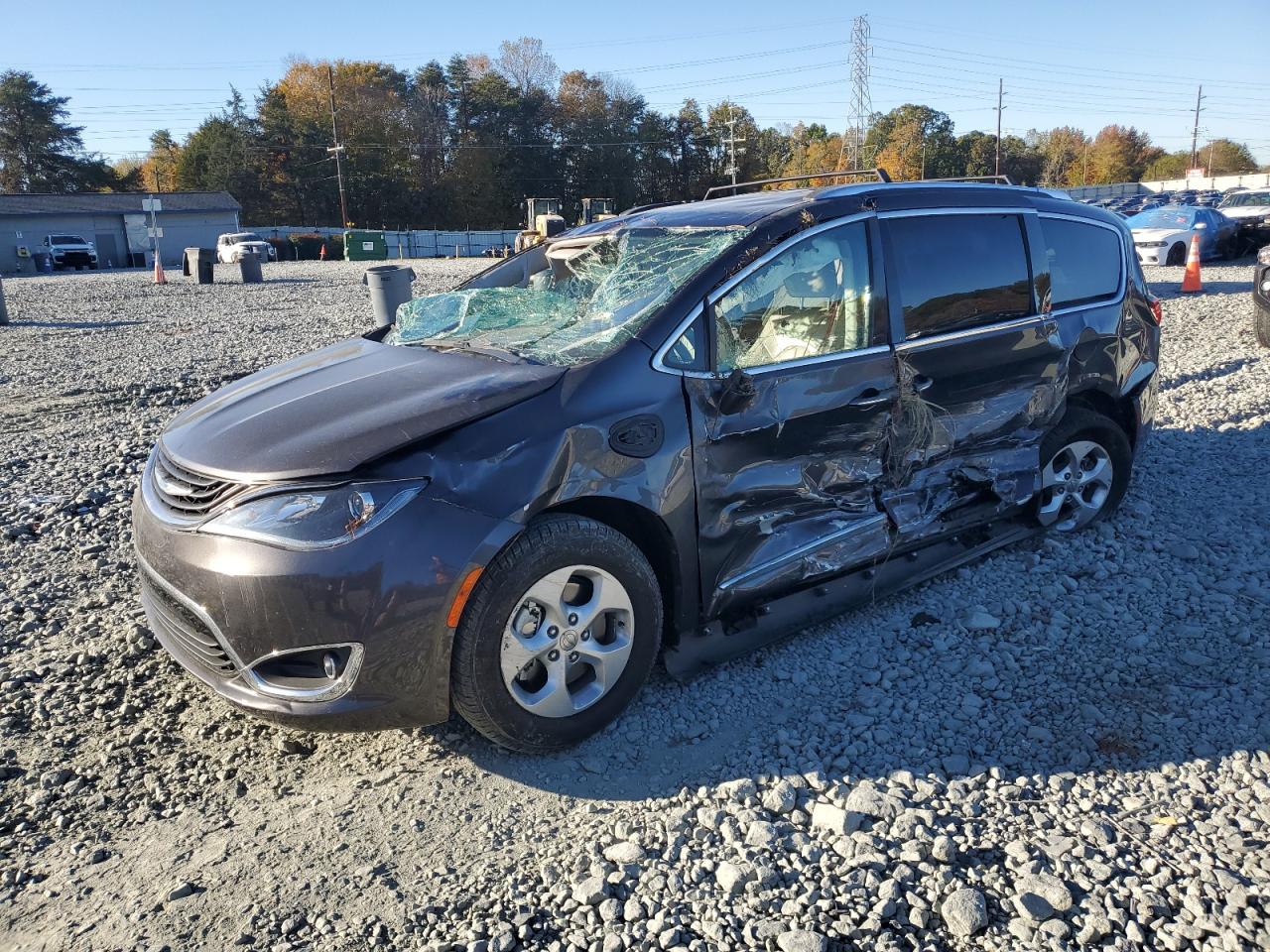 CHRYSLER PACIFICA HYBRID TOURING L