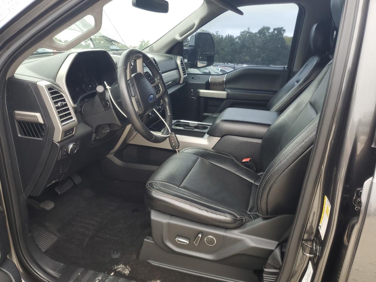 FORD F-250 SUPER DUTY