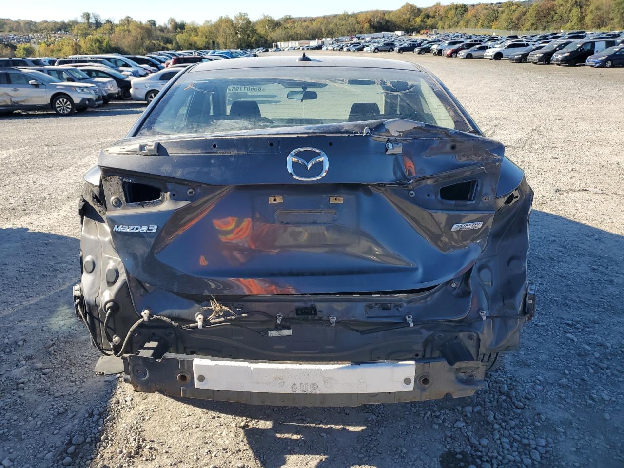 MAZDA 3 TOURING