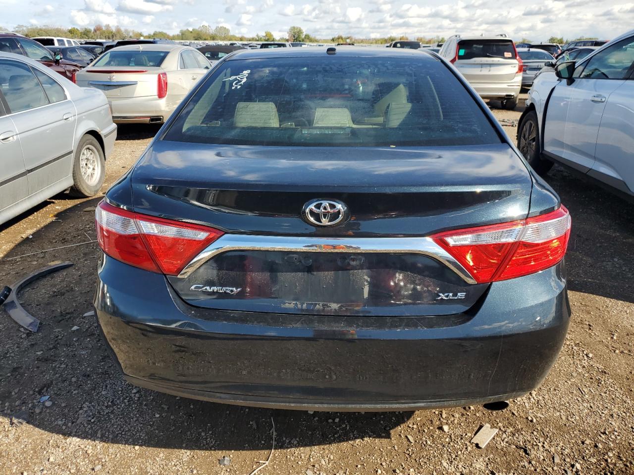 TOYOTA CAMRY LE