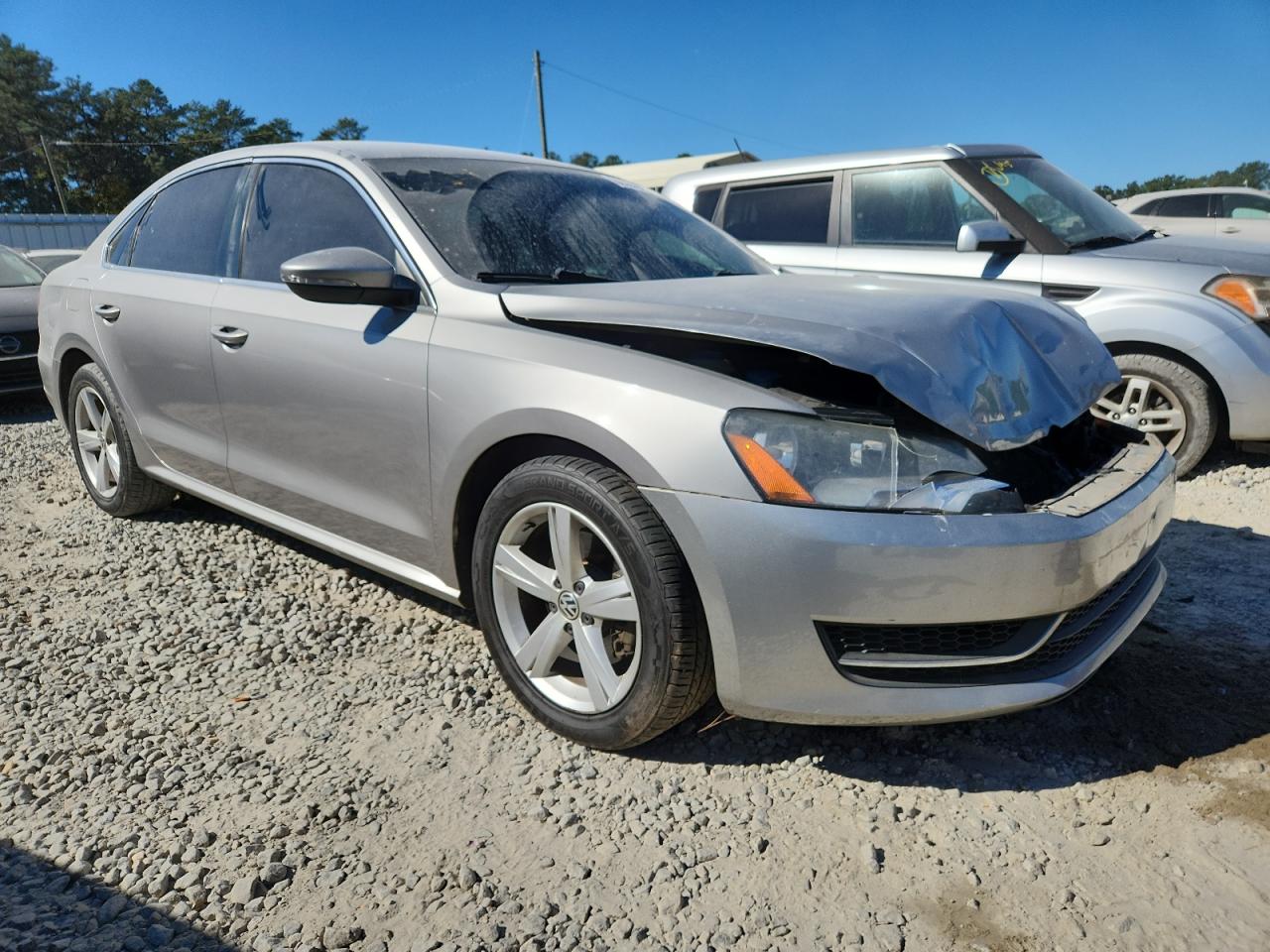 VOLKSWAGEN PASSAT SE