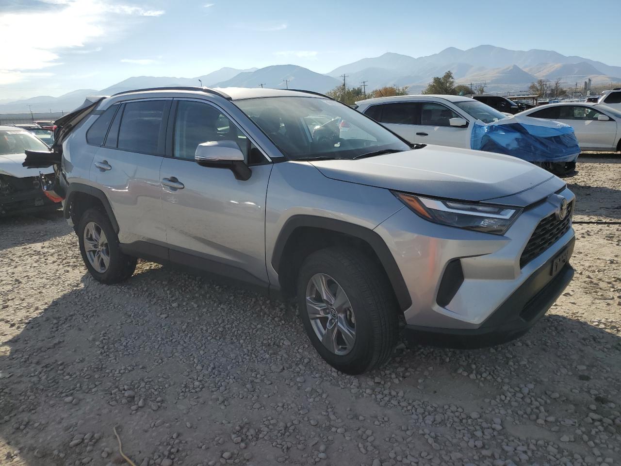 TOYOTA RAV4 XLE