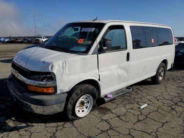 Global Auto Auctions: 2015 CHEVROLET EXPRESS G2500 LT