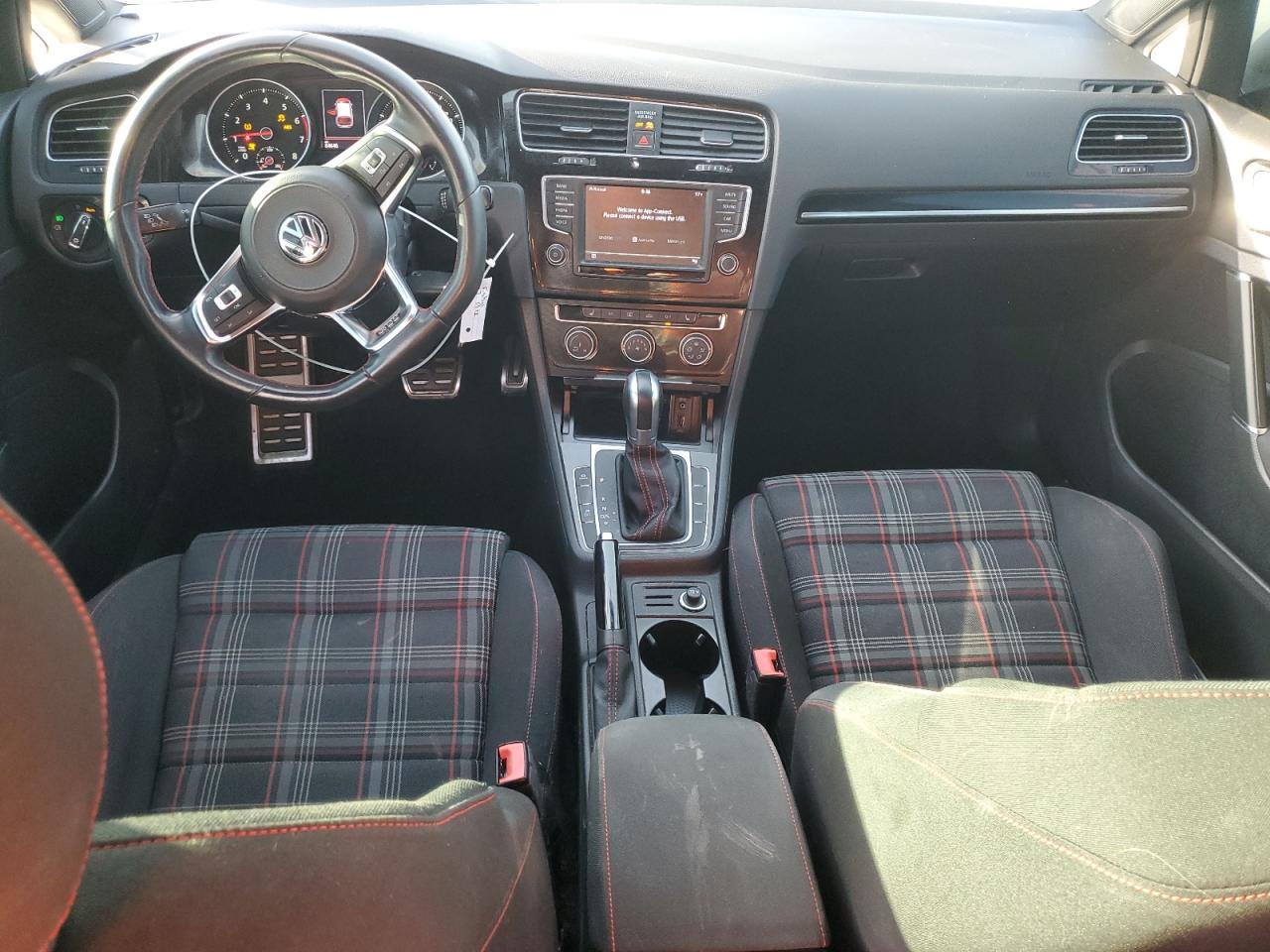 VOLKSWAGEN GOLF GTI S