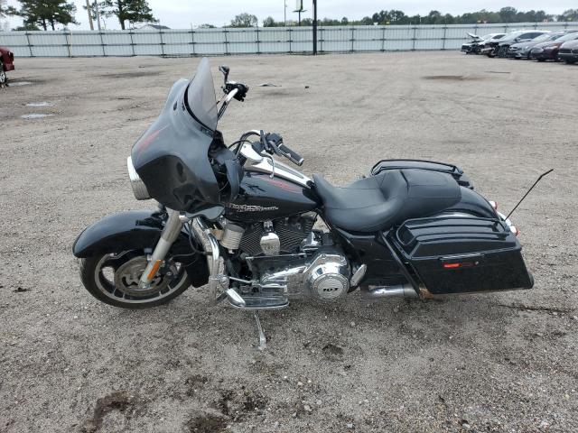 2012 HARLEY-DAVIDSON FLHX STREE - 1HD1KBM1XCB677559