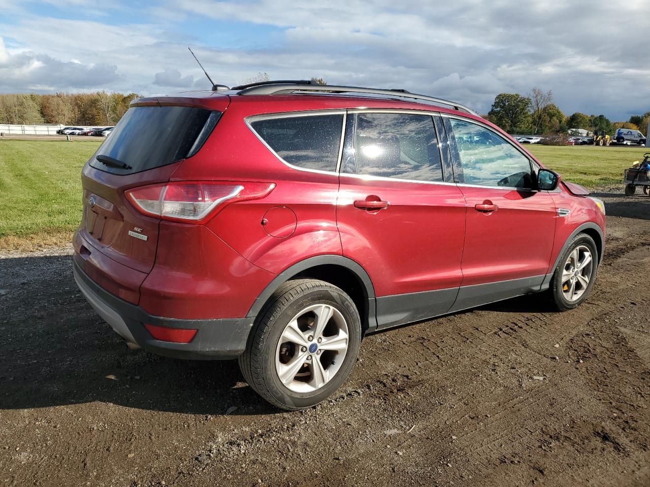 FORD ESCAPE SE