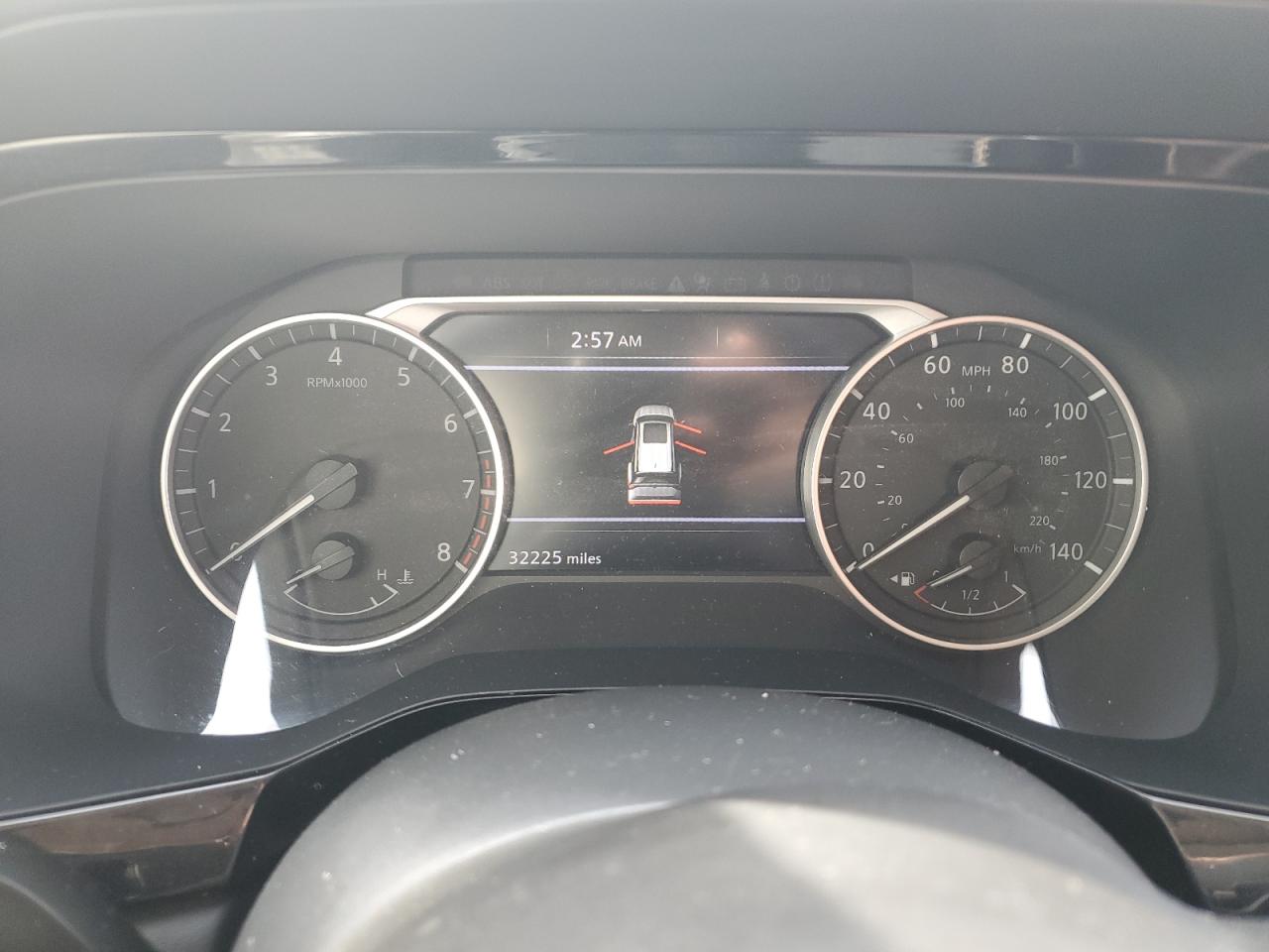 NISSAN PATHFINDER SV