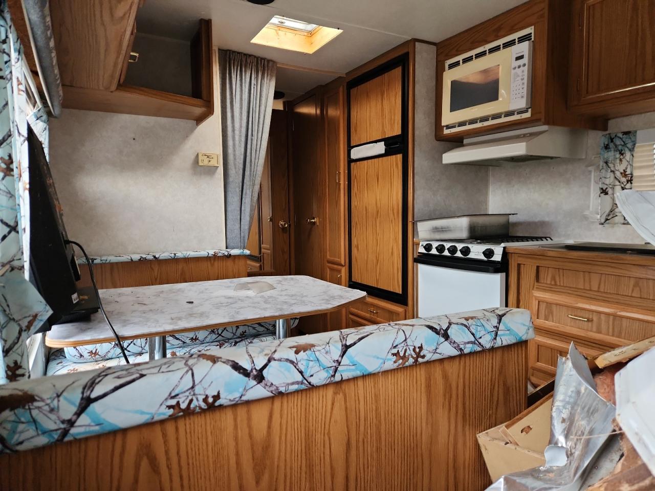 Lot #3264681909 2001 JAYC TTRL