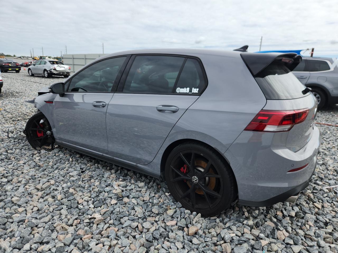 VOLKSWAGEN GOLF GTI S