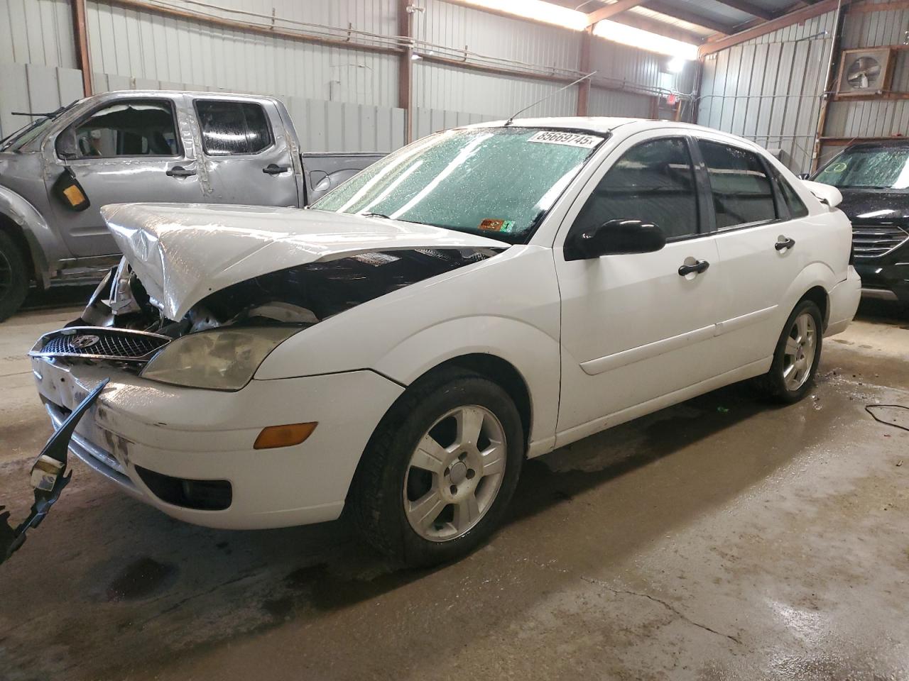 Lot #3315988084 2007 FORD FOCUS ZX4