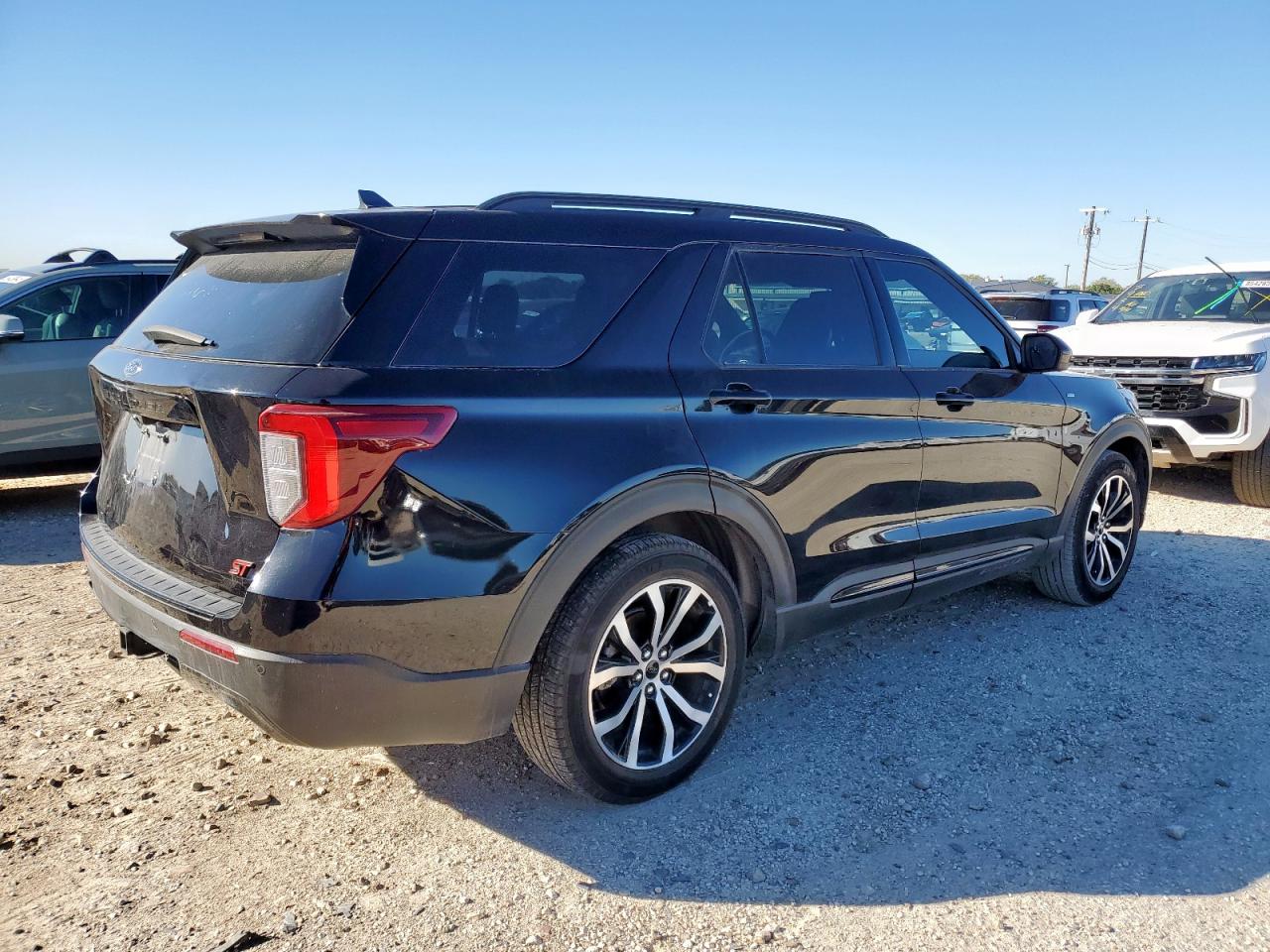 FORD EXPLORER ST-LINE