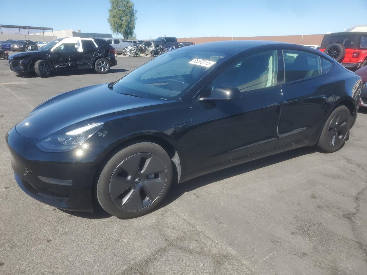TESLA MODEL 3