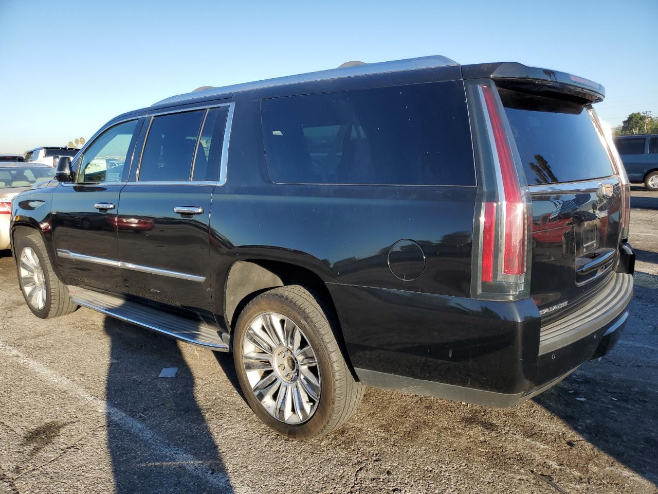 CADILLAC ESCALADE ESV PLATINUM