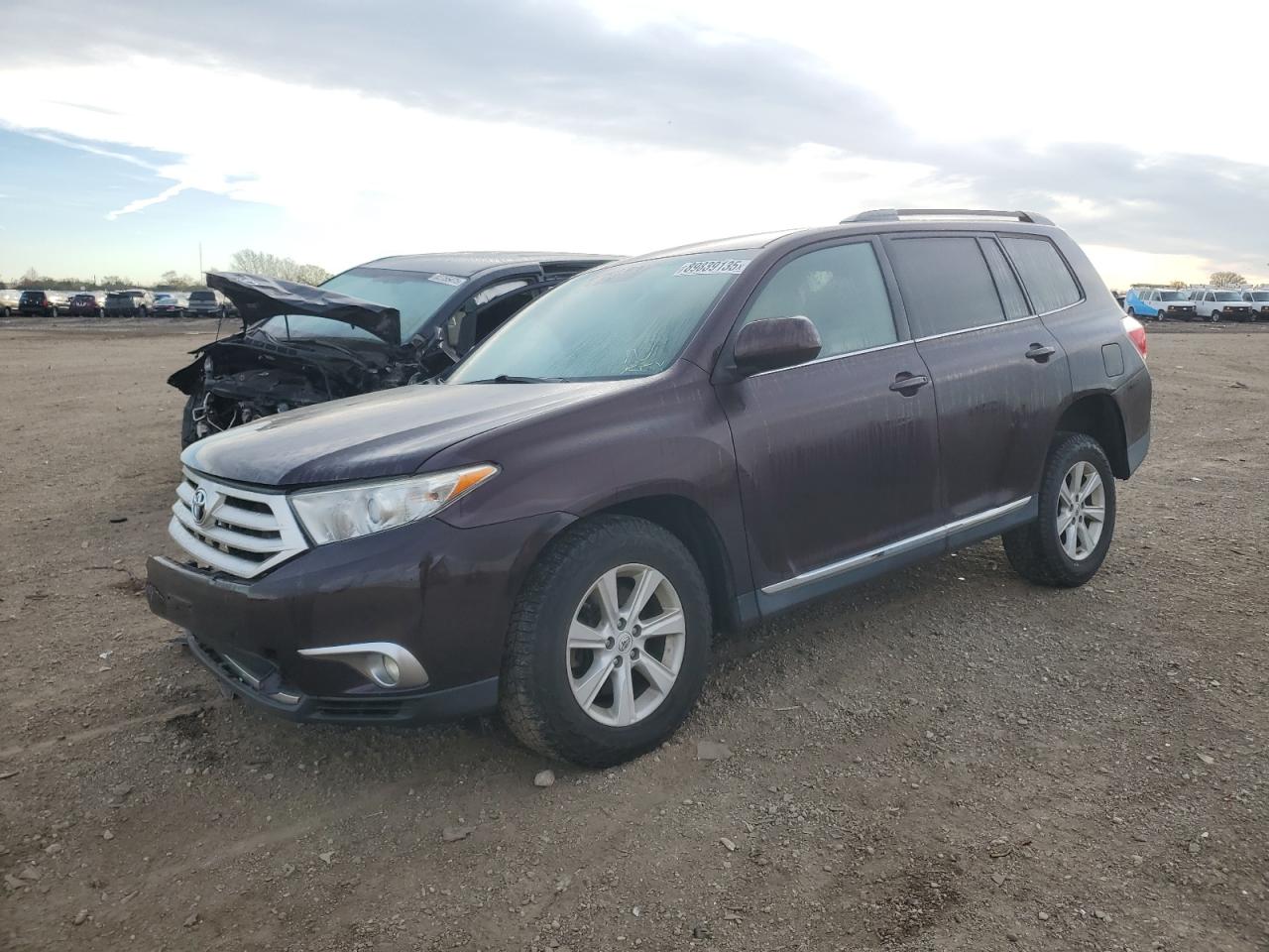 TOYOTA HIGHLANDER BASE