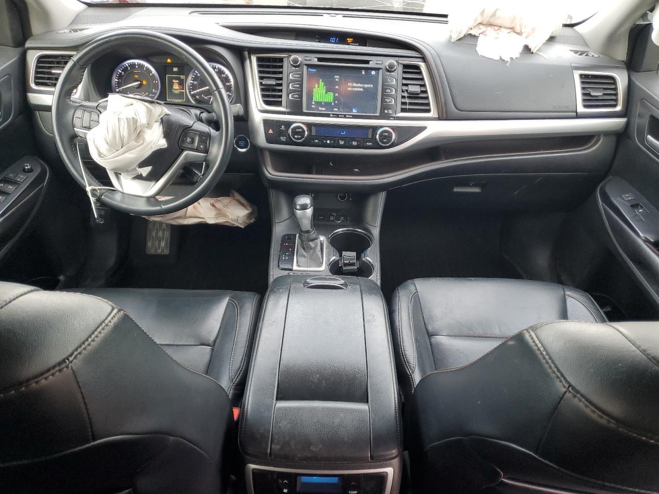 TOYOTA HIGHLANDER XLE